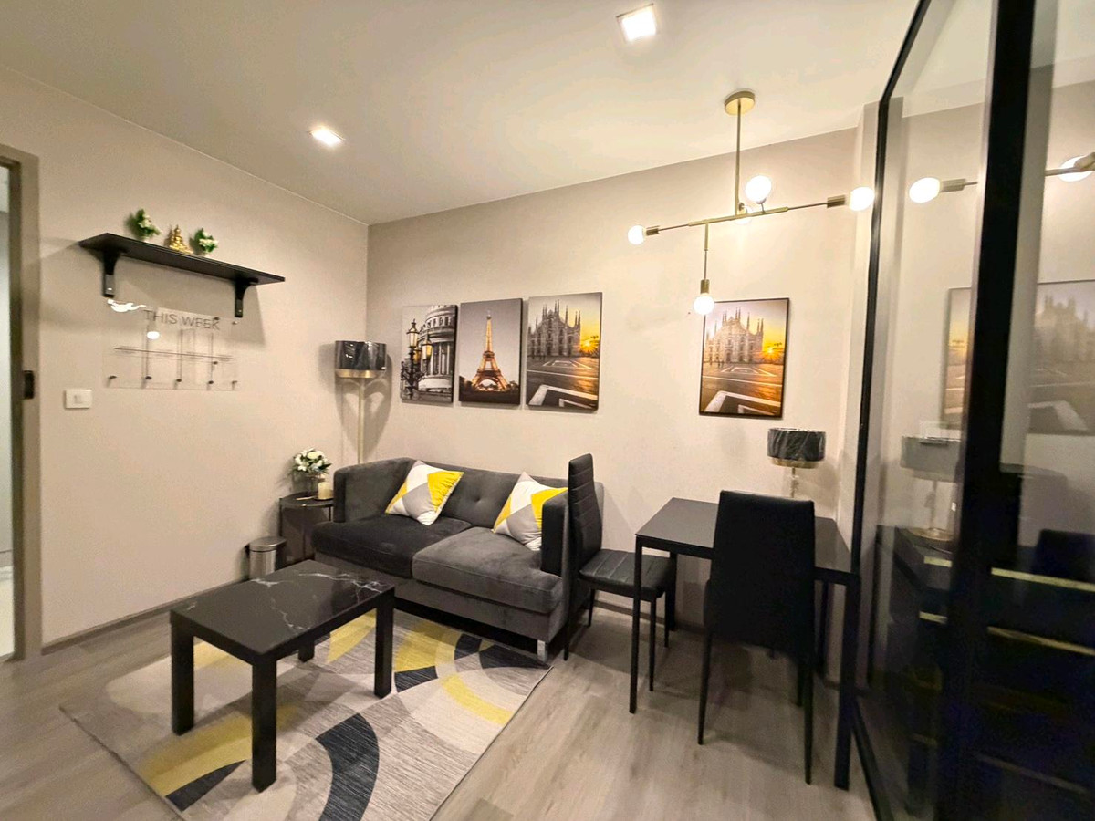 For RentCondoRattanathibet, Sanambinna : For rent: The Politan rive, 33rd floor, size 30 sq m, river view, beautifully decorated, ready to move in.