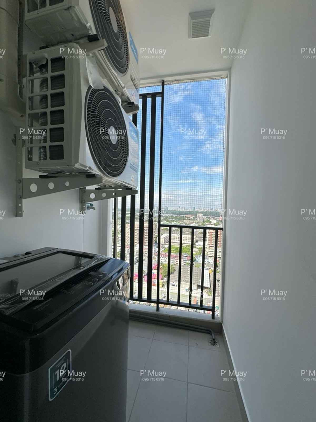 For RentCondoBangna, Bearing, Lasalle : 🎉For rent, new room, first hand 🎉 ✨Bright white ✨#RegentHomeBangna building 🅰️ beautiful built-ins 🌟 has walk-in closet 🌟 📱Digital door lock📱#BTS Bangna only 5 minutes ❤️ Rent 12,000 baht