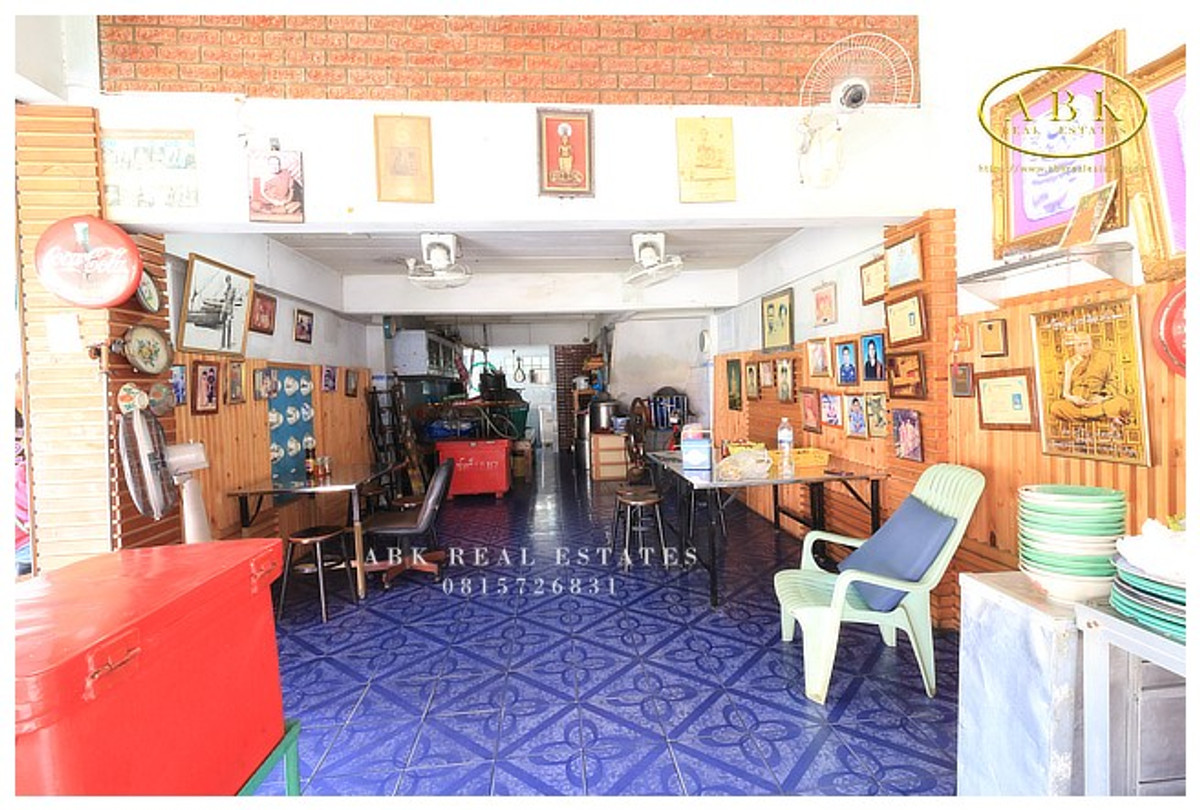 Commercial building for sale, Ramintra KM 7, price 12.9 million baht. Loading...