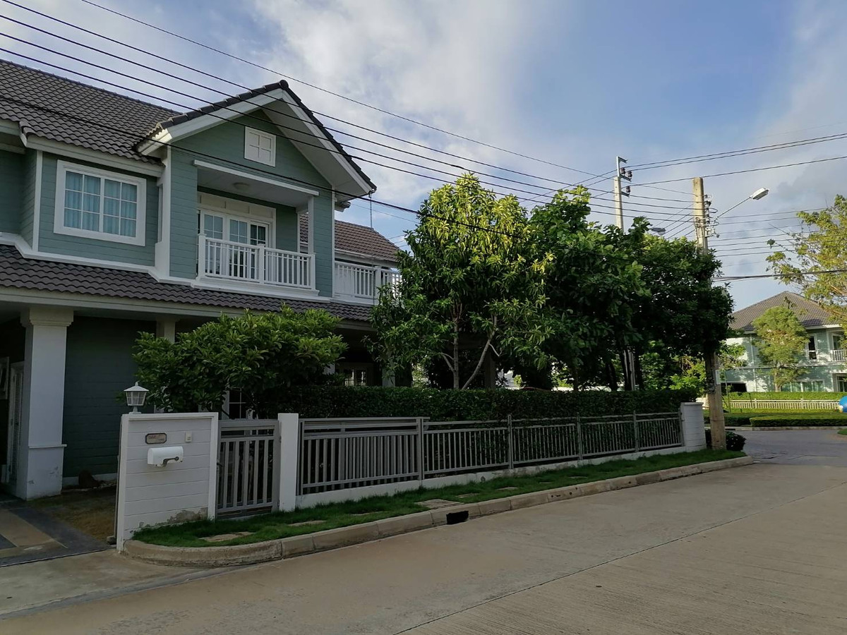 ขาย บ้านเดี่ยว 4 ห้องนอน ในโครงการ Burasiri Panyaindra (บุราสิริ ปัญญาอินทรา ) Loading...