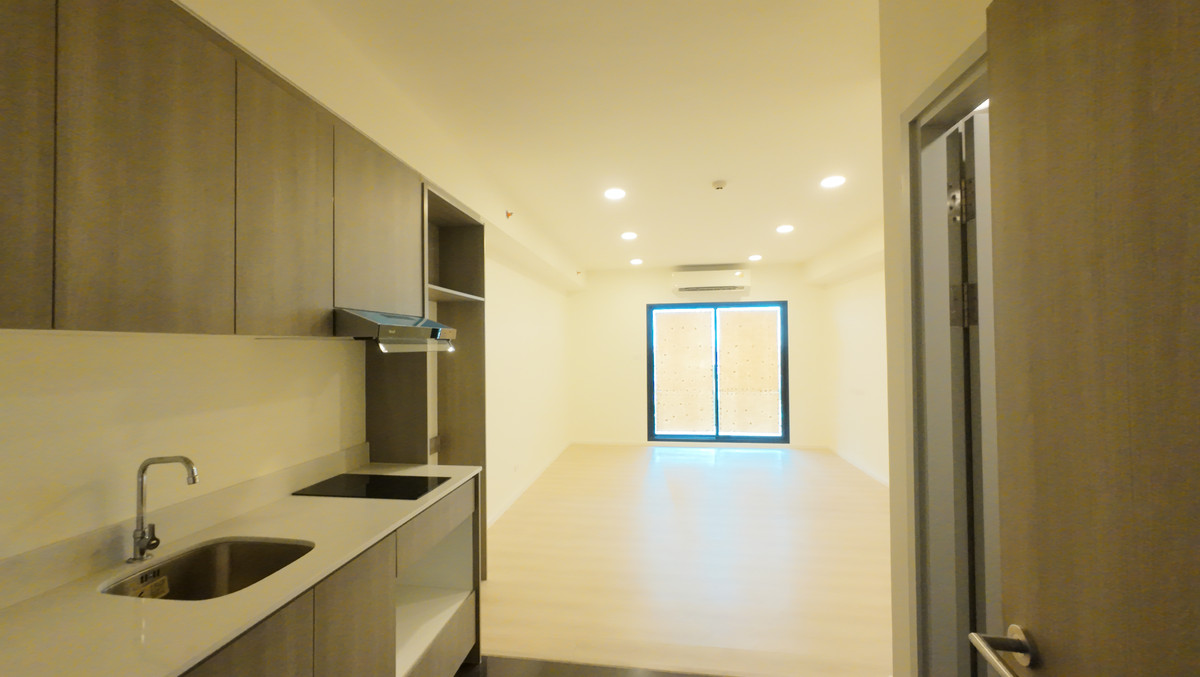 ขายคอนโดบางนา แบริ่ง ลาซาล : คอนโด A space วิวสวย ไม่มีตึกบัง จัดเต็มพร้อมเฟอร์ หิ้วกระเป้าเข้าอยู่ได้เลย มีเพียงห้องเดียว ราคาถูกสุดในโครงการ