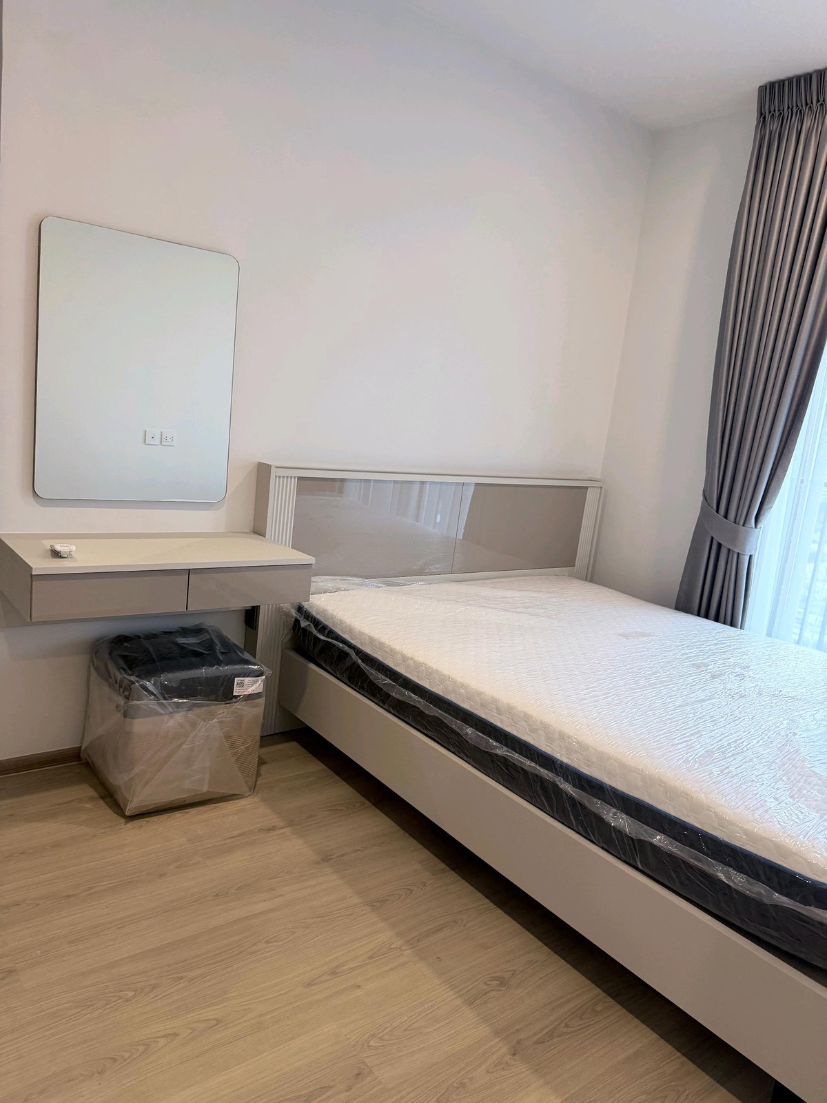 CondoKhlongtoei, Kluaynamthai : Life Rama 4 -Asoke for rent and sale