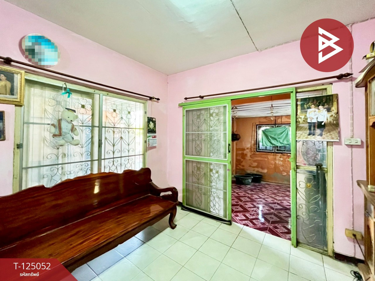 Semi-detached house for sale, Pruksa Village 15, Bang Phli-Tamru, Samut Prakan, commercial location. Loading...