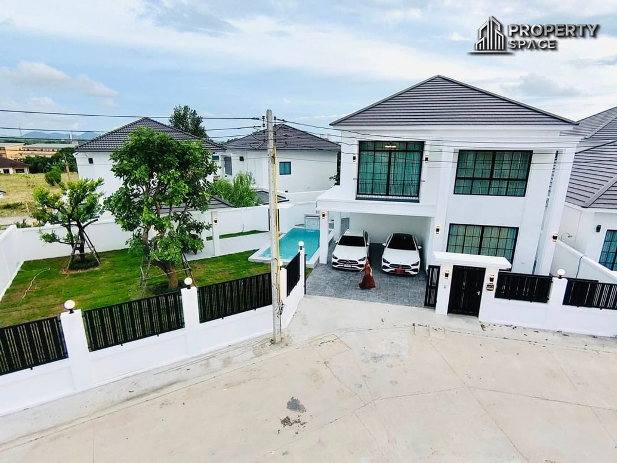 Brand New 4 Bedroom Pool Villa Near Jomtien Beach With Large Garden For Sale Loading...