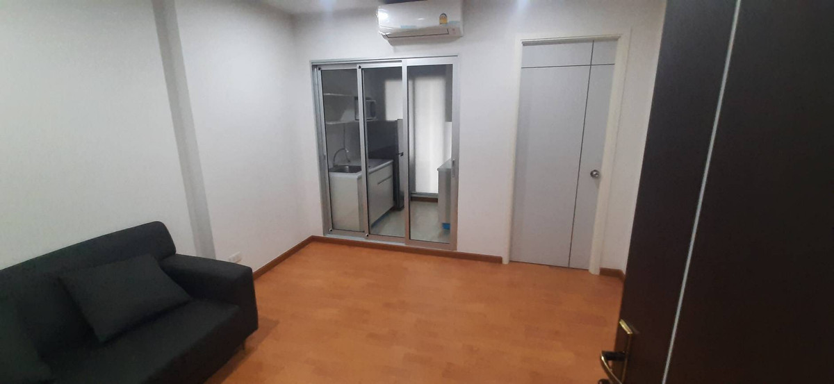 Complete items, laundry included / ready to move in: For rent The President Sukhumvit-Samut Prakan, near BTS Phraeksa 100 m, next to BTS Phraeksa / next to Robinson Department Store / next to Black Market / opposite there is Big C. Loading...