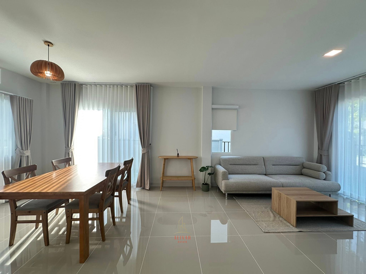 For RentSamut Prakan,Samrong : RH101225 2-story semi-detached house for rent at Grande Pleno Mega Bangna, next to Mega Bangna.