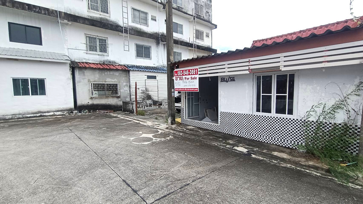 For SaleTownhomeRayong : Townhouse 650,000, Choeng Noen Subdistrict, Rayong Province, near IRPC from Sukhumvit Road, Ban Laeng Intersection, only 2 km.