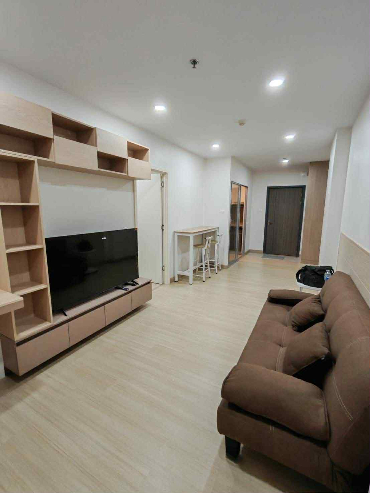 For RentCondoBang kae, Phetkasem : ⭐️ Supalai Veranda Phasi Charoen Station ⭐️ 1 bedroom 47 sq m., good built-ins. There is complete furniture and electrical appliances.