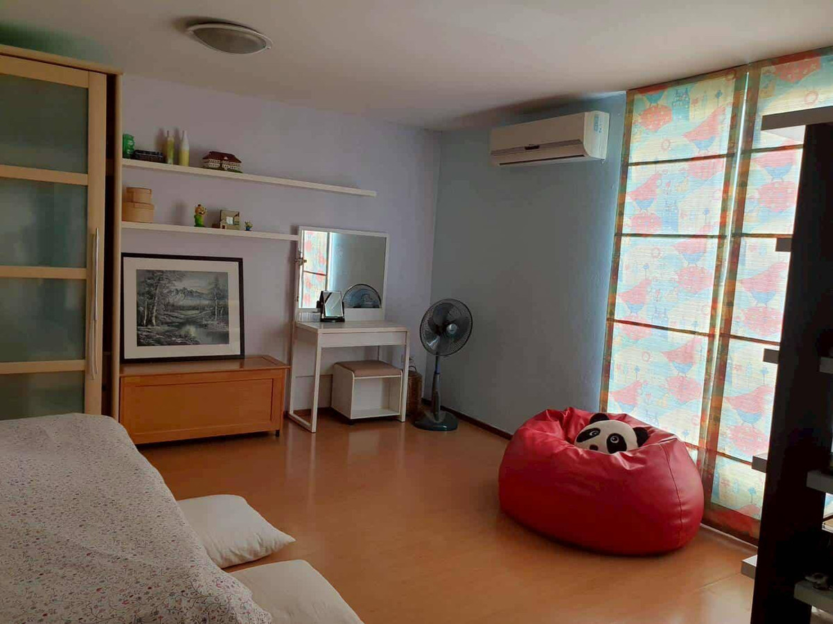 Cheapest in this area!! 2-story detached house, Noble Home Village, Bang Phli, prime location, near shopping malls, expressway, Suvarnabhumi Airport. Loading...