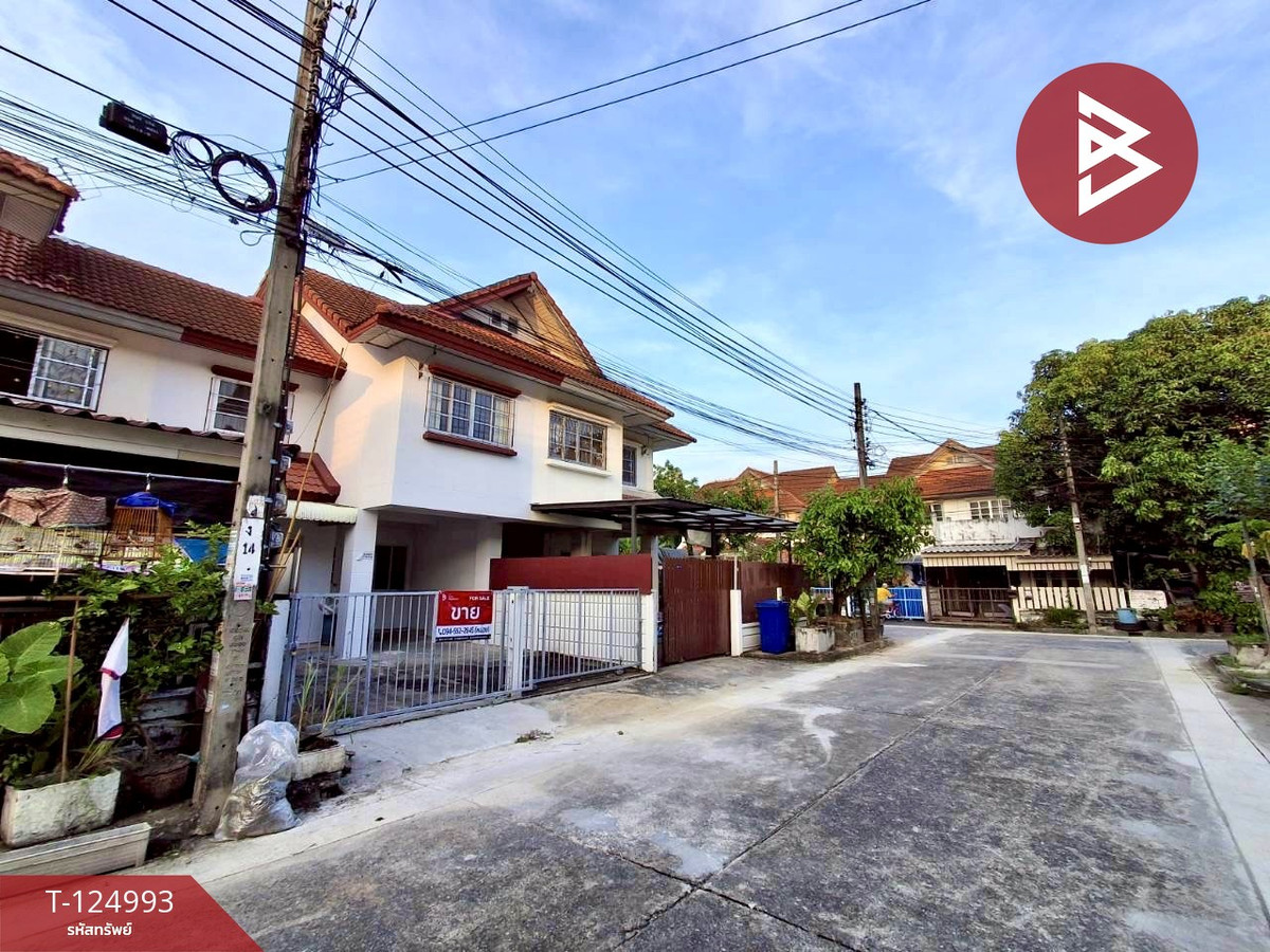 Townhouse for sale Laem Thong Athlete Village, Krungthep Kreetha, Saphan Sung, Bangkok Loading...