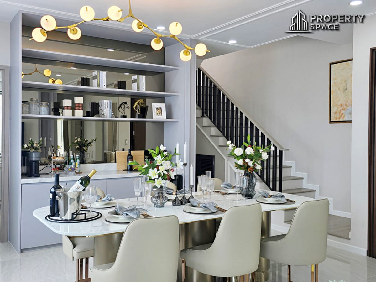 Brand New Scandinavian-Inspired 4 Bedroom Detached House In Pattaya For Sale Loading...