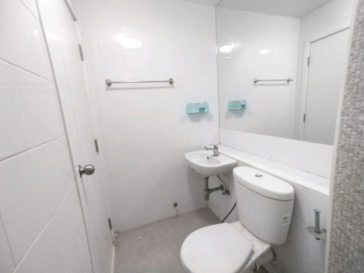 ให้เช่าคอนโดนนทบุรี บางใหญ่ บางบัวทอง : ✅ห้องพร้อมอยู่✅พลัมคอนโด เซ็นทรัลสเตชั่นเฟส1ใกล้รถไฟฟ้า ติดห้างเวสต์เกต พร้อมอยู่ 🟩ปูพื้นใหม่ เคาน์เตอร์ครัวใหม่ ***มีเครื่องซักผ้า