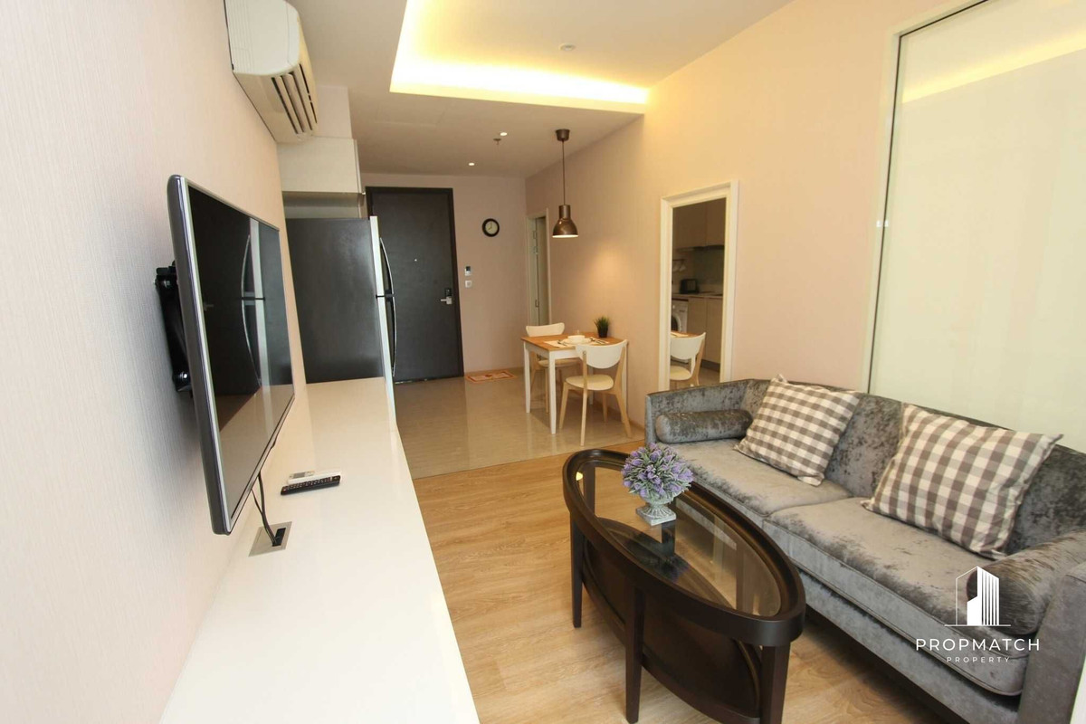 ขายคอนโดสุขุมวิท อโศก ทองหล่อ : ✨Flash Deal ✨H Sukhumvit 43 ( 1Bed 1Bath 39SQM.) พร้อมอยู่ ! เพียง  5,250,000บาท Tel.0981315848 @propmatch
