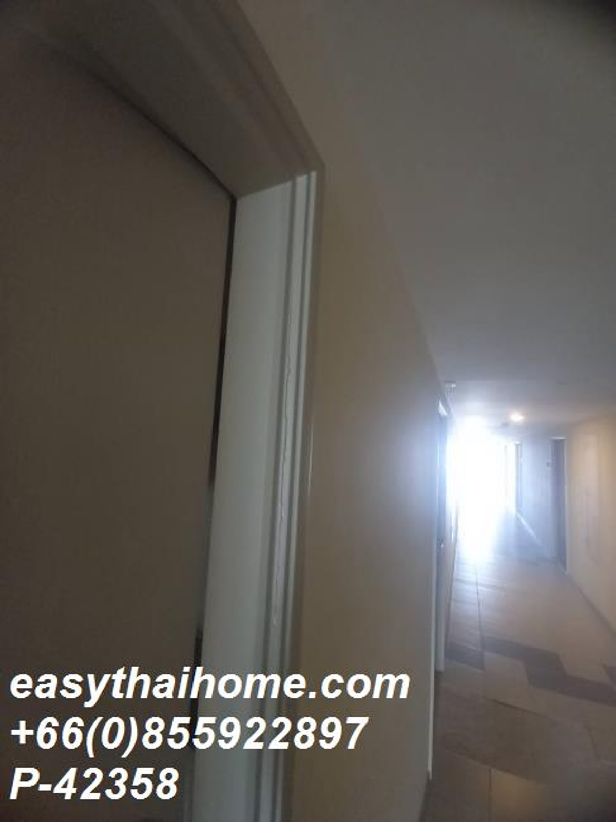 P-42358 Condo for rent Lumpini Selected Sutthisan - Saphankwai fully furnished (Confirm again when visit).   Line Id @easythaihome 085-592-2897 Loading...