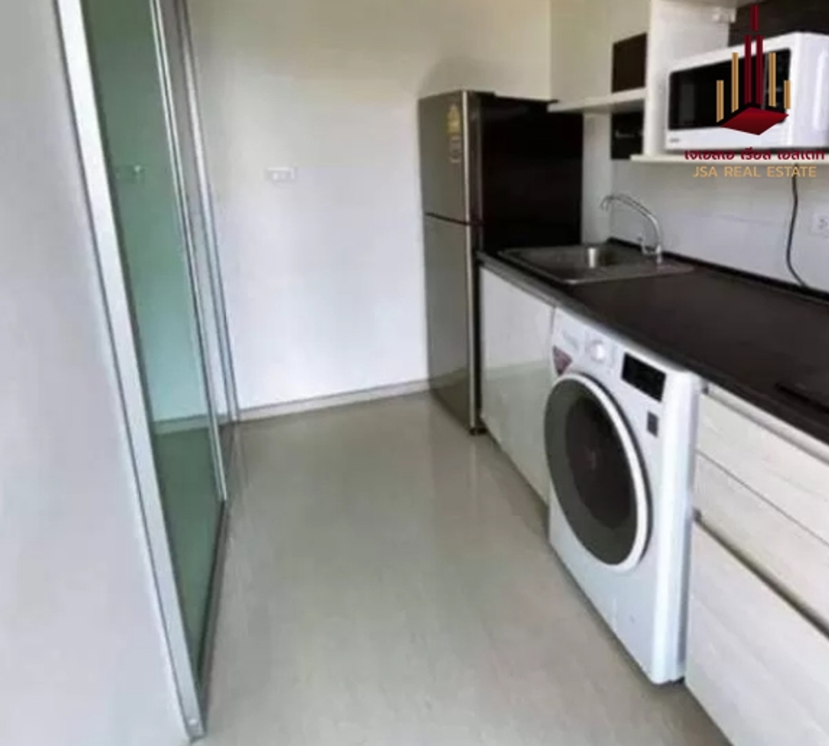 For RentCondoRatchadapisek, Huaikwang, Suttisan : ✨ For Rent: Life Ratchadapisek Condo ✨ 💰 Only 22,000 THB/month