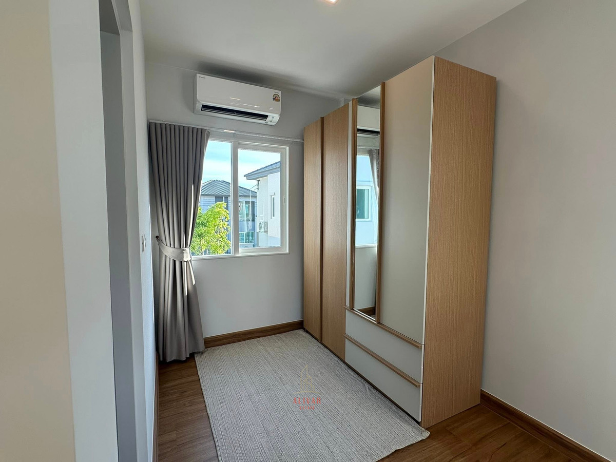 For RentSamut Prakan,Samrong : RH101225 2-story semi-detached house for rent at Grande Pleno Mega Bangna, next to Mega Bangna.