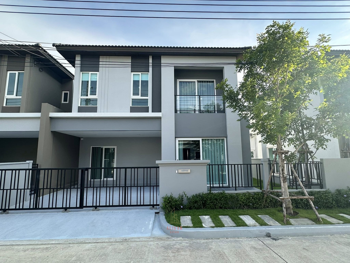 For RentSamut Prakan,Samrong : RH101225 2-story semi-detached house for rent at Grande Pleno Mega Bangna, next to Mega Bangna.