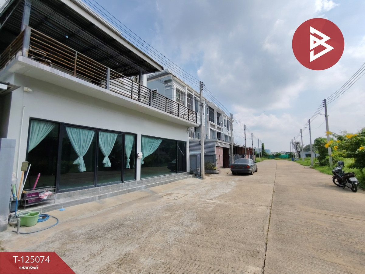 ขายทาวน์โฮม 2 ชั้น ถ.สมบูรณ์กุล เหน้าเมือง ราชบุรี Loading...