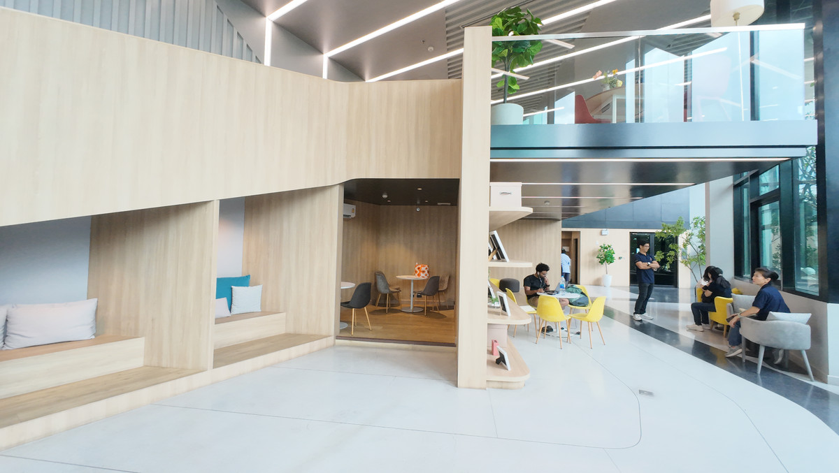 ขายคอนโดบางนา แบริ่ง ลาซาล : คอนโด A space วิวสวย ไม่มีตึกบัง จัดเต็มพร้อมเฟอร์ หิ้วกระเป้าเข้าอยู่ได้เลย มีเพียงห้องเดียว ราคาถูกสุดในโครงการ