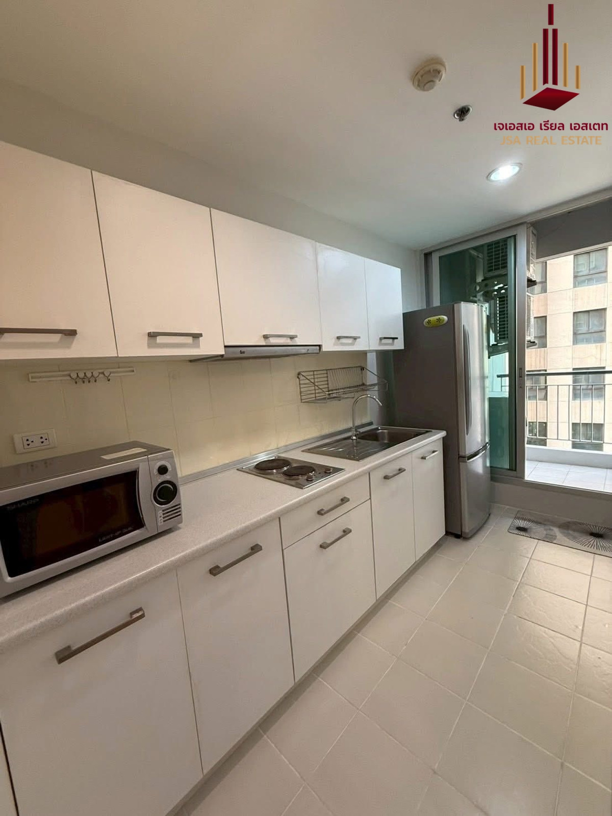 ขายคอนโดรัชดา ห้วยขวาง : ✨ For Sale : Life @ Ratchada - Suthisan Condo ✨ 💰 only 3,820,000 thb