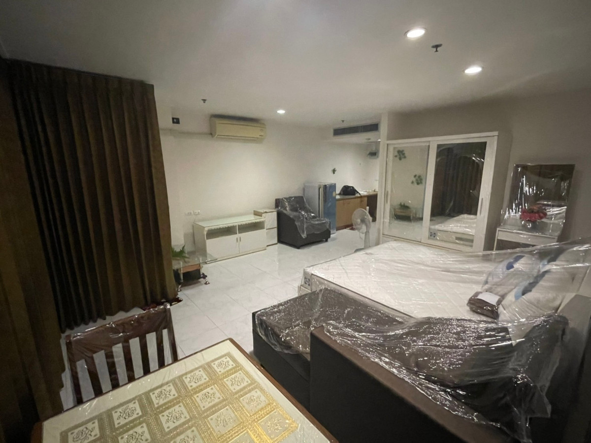 ให้เช่าคอนโดพญาไทเพลส ห้อง Studio Plus ขนาดใหญ่ 38 ตรม. สวยแต่งครบพร้อมอยู่ Loading...