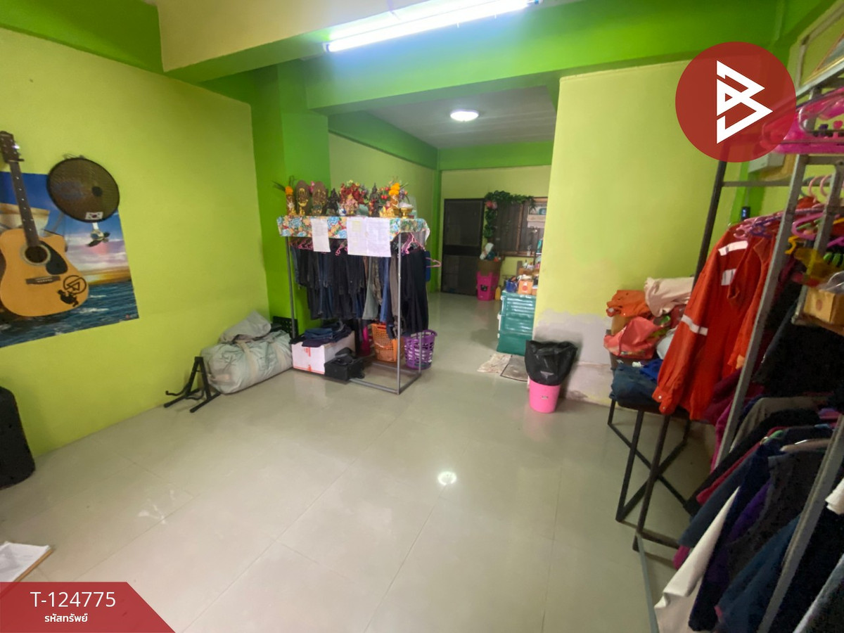 2-story townhouse for sale, Golden Place Village, Sahapat Group (Golden Place), Chonburi. Loading...