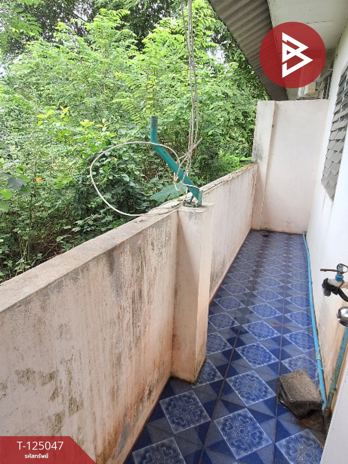 Single-storey townhouse for sale Sai Thong Village, Nakhon Si, Mueang Nakhon Si Thammarat Near the community Loading...