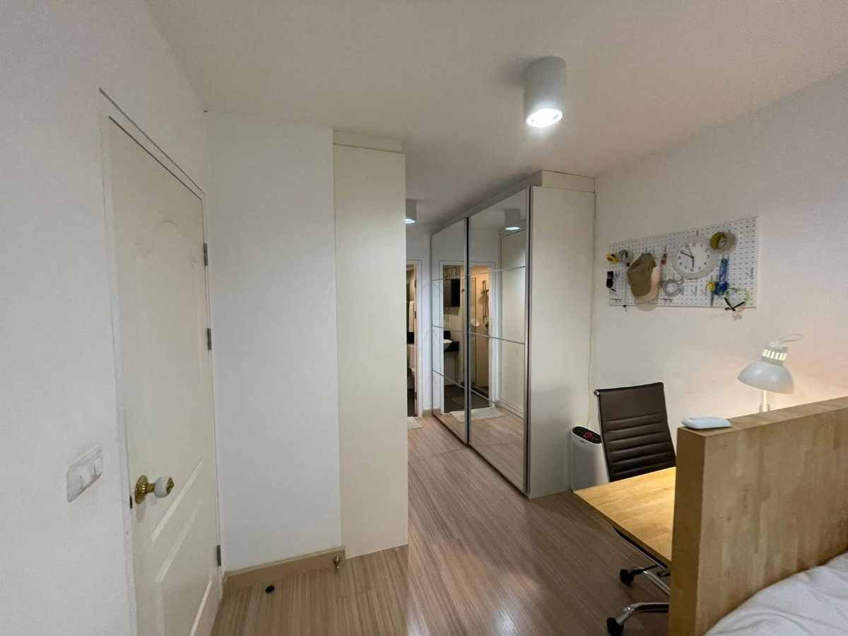 Condo for rent, Chateau In Town Vibhavadi 10, near MRT Suthisan 1.4 km. Loading...