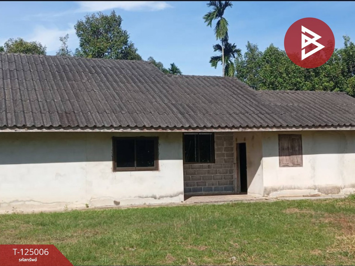 Land for sale with buildings, area 2 rai 3 ngan 21.9 sq m, Makham, Chanthaburi. Loading...