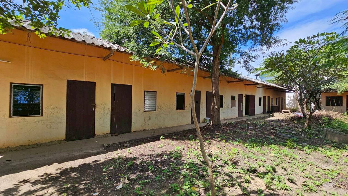 For SaleFactoryKanchanaburi : Fertilizer factory for sale Comes with a R.N.4 license that is legal. Complete with a complete set of machinery + specialized fertilizer production formula Able to continue business immediately