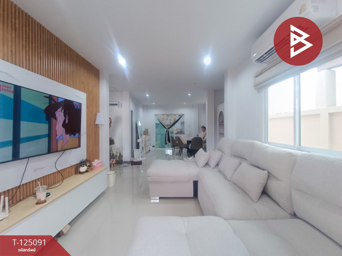 Single house for sale Phet Thani Village, Soi Wat Rai Khing, Nakhon Pathom Loading...