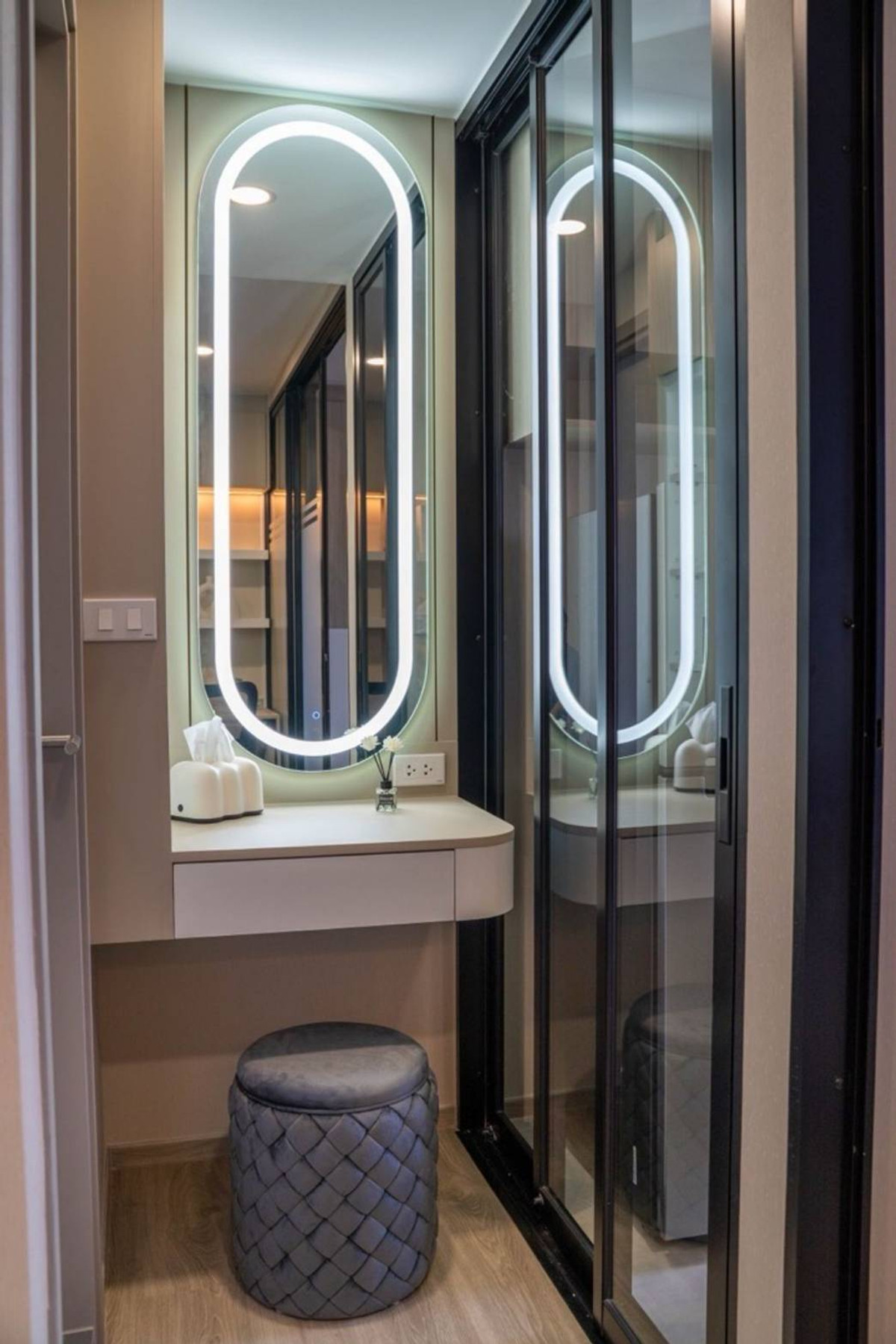 For RentCondoSamut Prakan,Samrong : Condo for rent: Origin Plug and Play Srinakarin, near JAS Urban Srinakarin, just 1 minute.