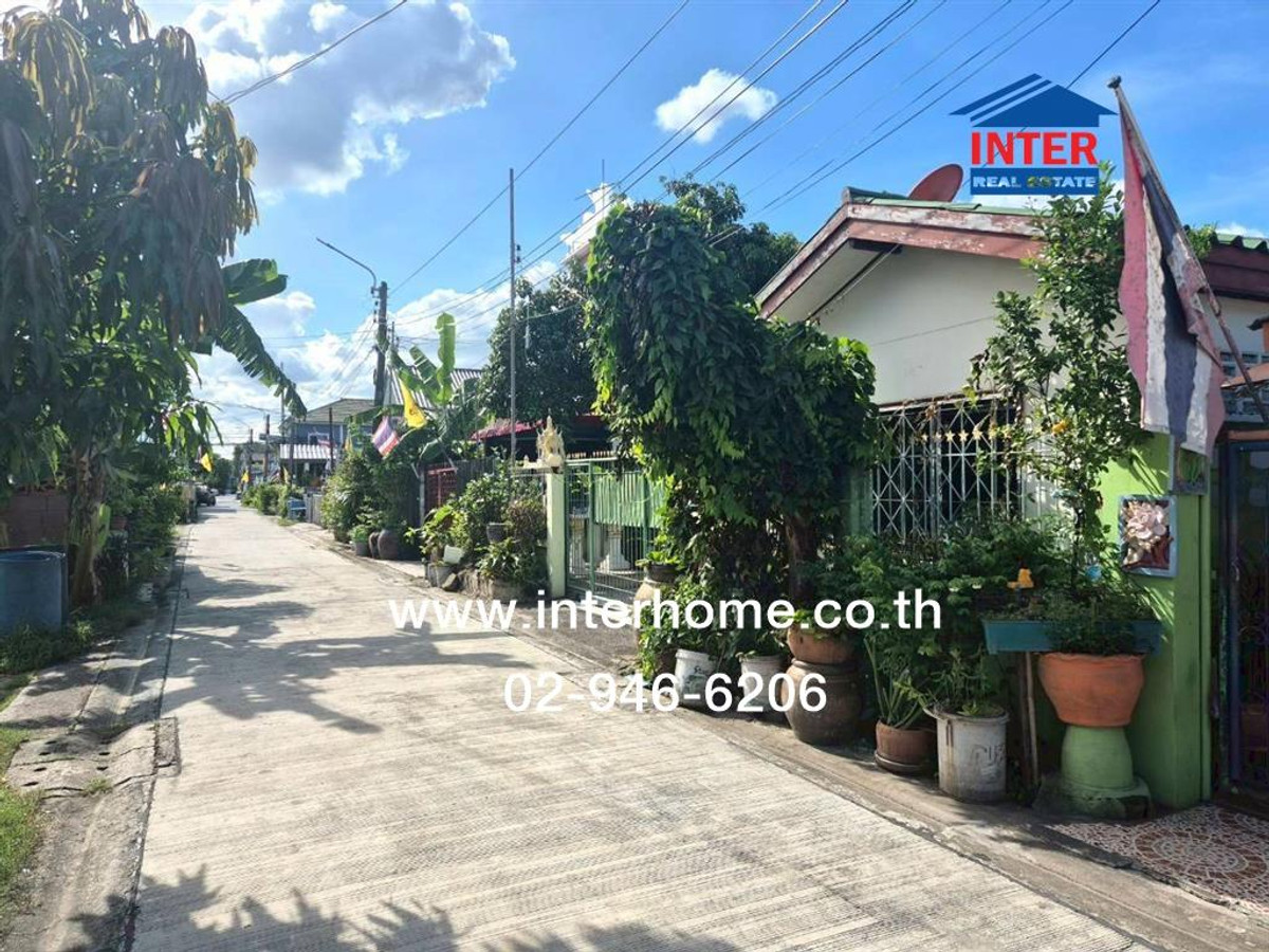 Detached house, 1 floor, 46.6 sq m. Detached house, Soi Ramintra 5, Intersection 64, near Market Place Theprak, Theprak Road, Soi Theprak 49, Bang Khen District, Bangkok. Loading...
