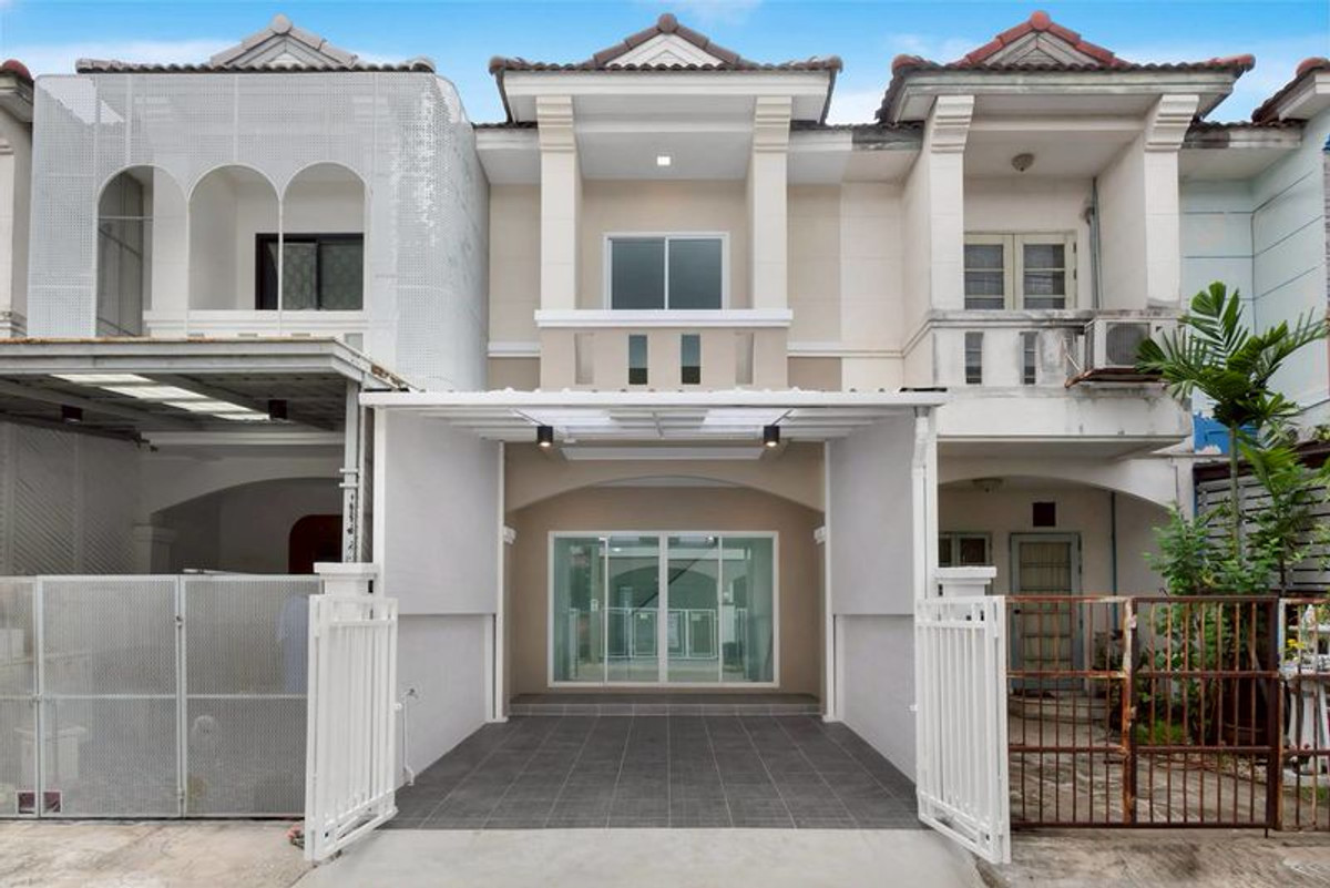 ขายทาวน์โฮมนนทบุรี บางใหญ่ บางบัวทอง : 📌 Sale!!! 🏡 ทาวน์เฮ้าส์ พุทธชาด บางบัวทอง (ซอยเถ้าแก่น้อย) รีโนเวทใหม่ ต่อเติมครบ พร้อมอยู่ 👍👍👍👍📌