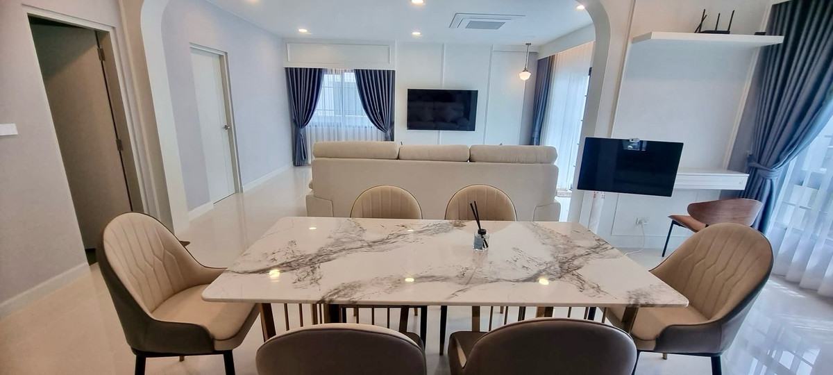 🌟ให้เช่าบ้านเดี่ยว เซนโทร บางนา บ้านเดี่ยว 2 ชั้น 4 ห้องนอน|5 ห้องน้ำ ตกแต่งสวย เฟอร์ครบ-พร้อมอยู่อาศัย💥ค่าเช่า 150,000 บาท|เดือน  Loading...