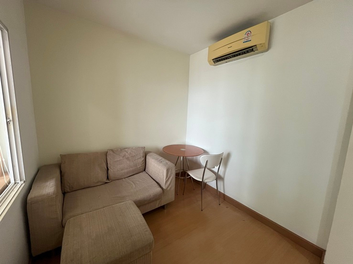 Beautiful view!! Condo for rent Life @ Ratchada-Huai Khwang. Loading...