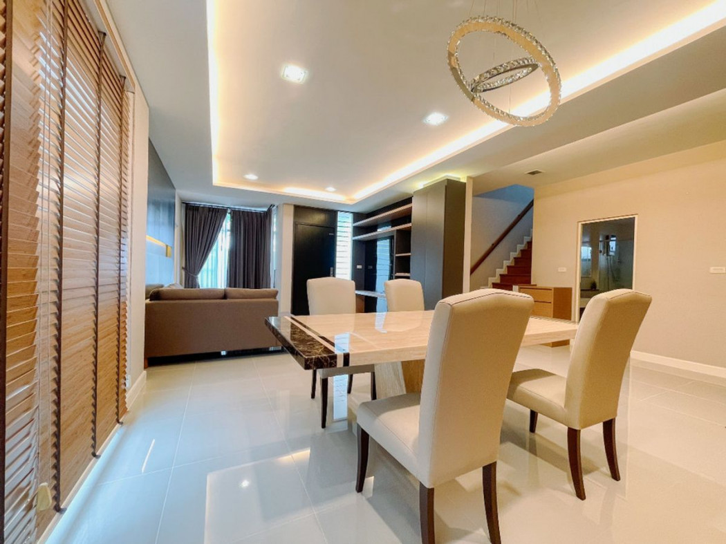 Singlehouse for rent, Mantana Srinakarin - Bangna,  Soi Wat Nam Daeng, near Mega Bangna, only 4 minutes and near Sri Dan BTS station. Loading...