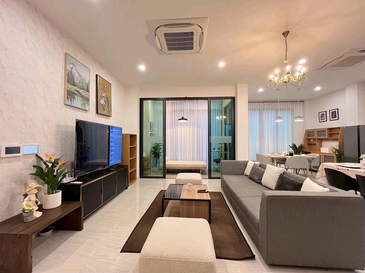 🔥🔥 House for Rent The Honor Yothinpattana🔥🔥 Nearby KIS International school Loading...