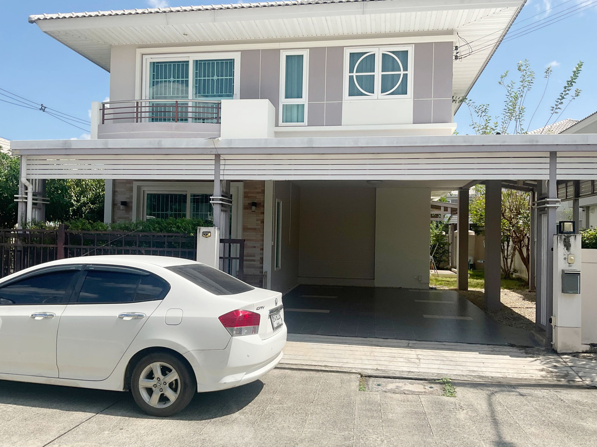 For RentHouseChiang Mai : House in the project For rent 39,000 baht per month, close to M Sports Complex golf course, only 5 minutes, No.13H665.