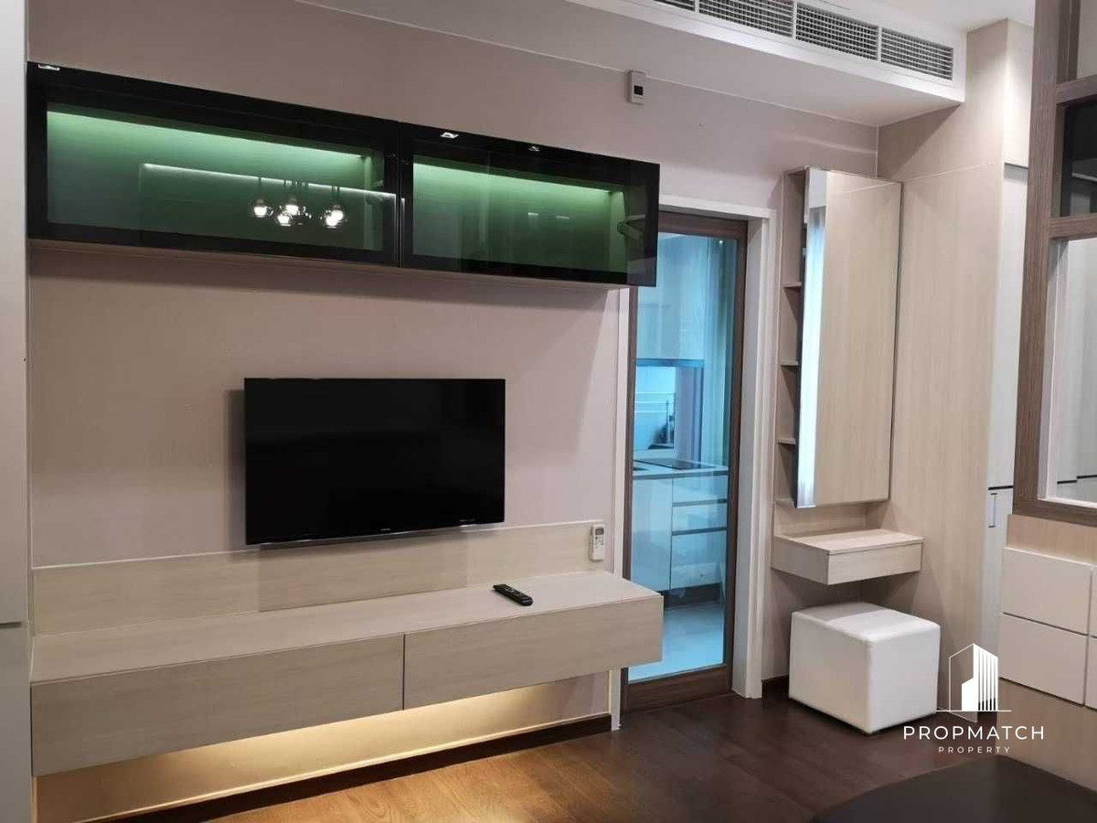 ขายคอนโดพระราม 9 เพชรบุรีตัดใหม่ RCA : ✨Flash Deal ✨Q Asoke ( Studio Bed 1Bath 30SQM.) พร้อมอยู่ ! เพียง  5,490,000บาท Tel.0981315848 @propmatch