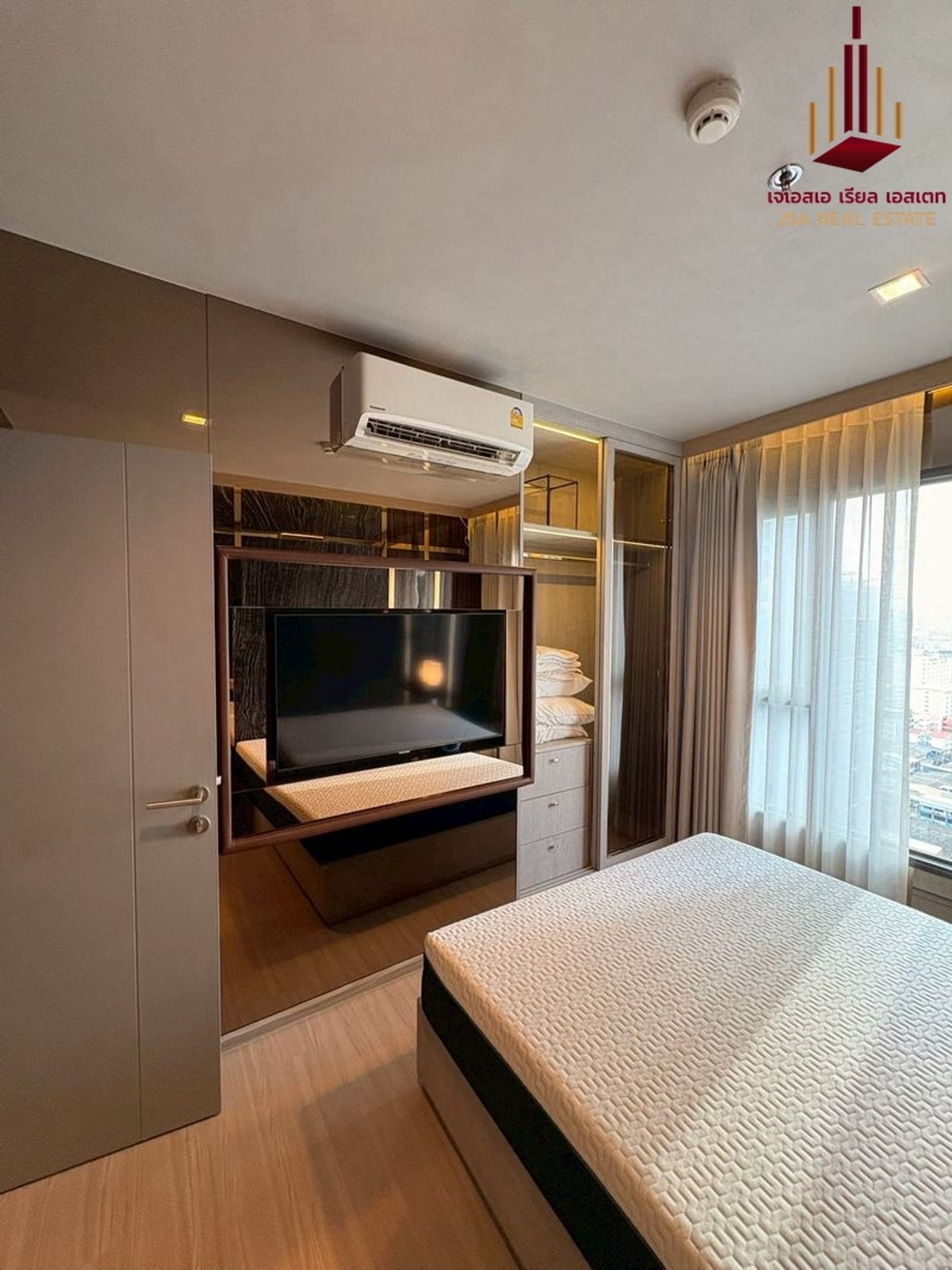 For RentCondoRama9, Petchburi, RCA : ✨ For Rent : Life Asoke - Rama 9 Condo ✨ 💰 Only 21,000 thb/month