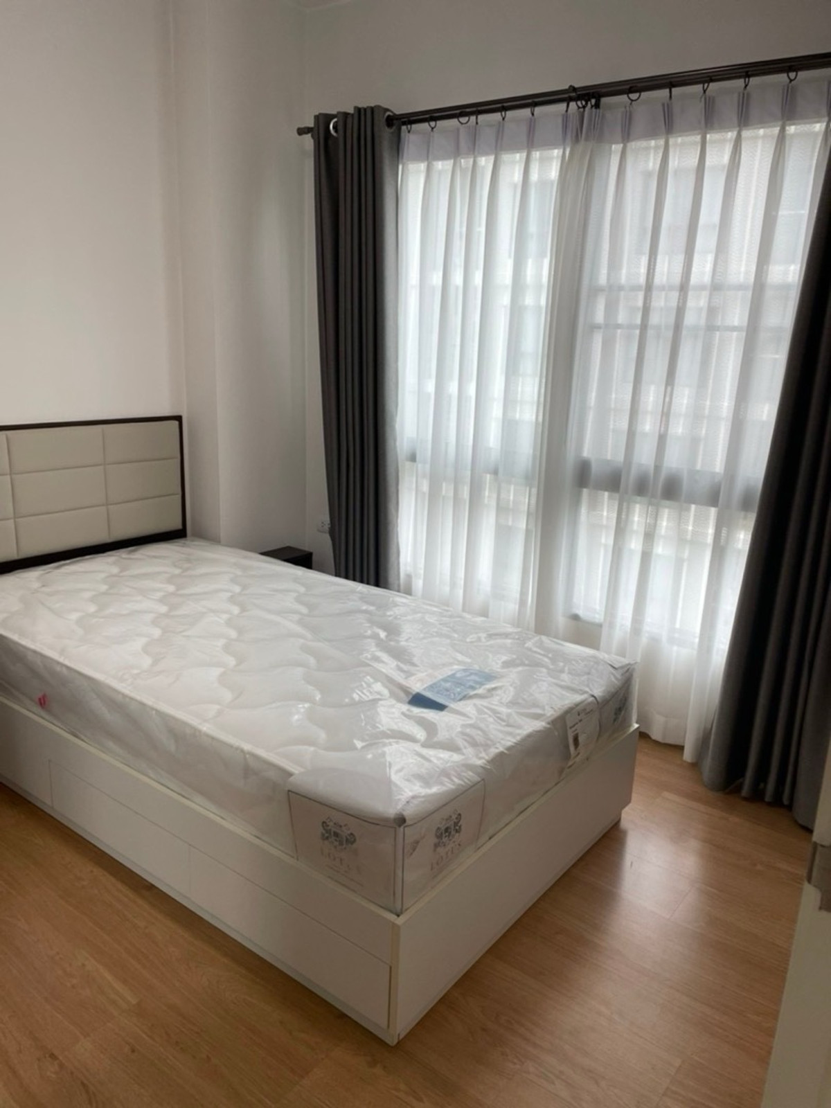 For SaleCondoBangna, Bearing, Lasalle : Condo for sale Supalai City Resort Bering, beautiful room, BTS Bearing.