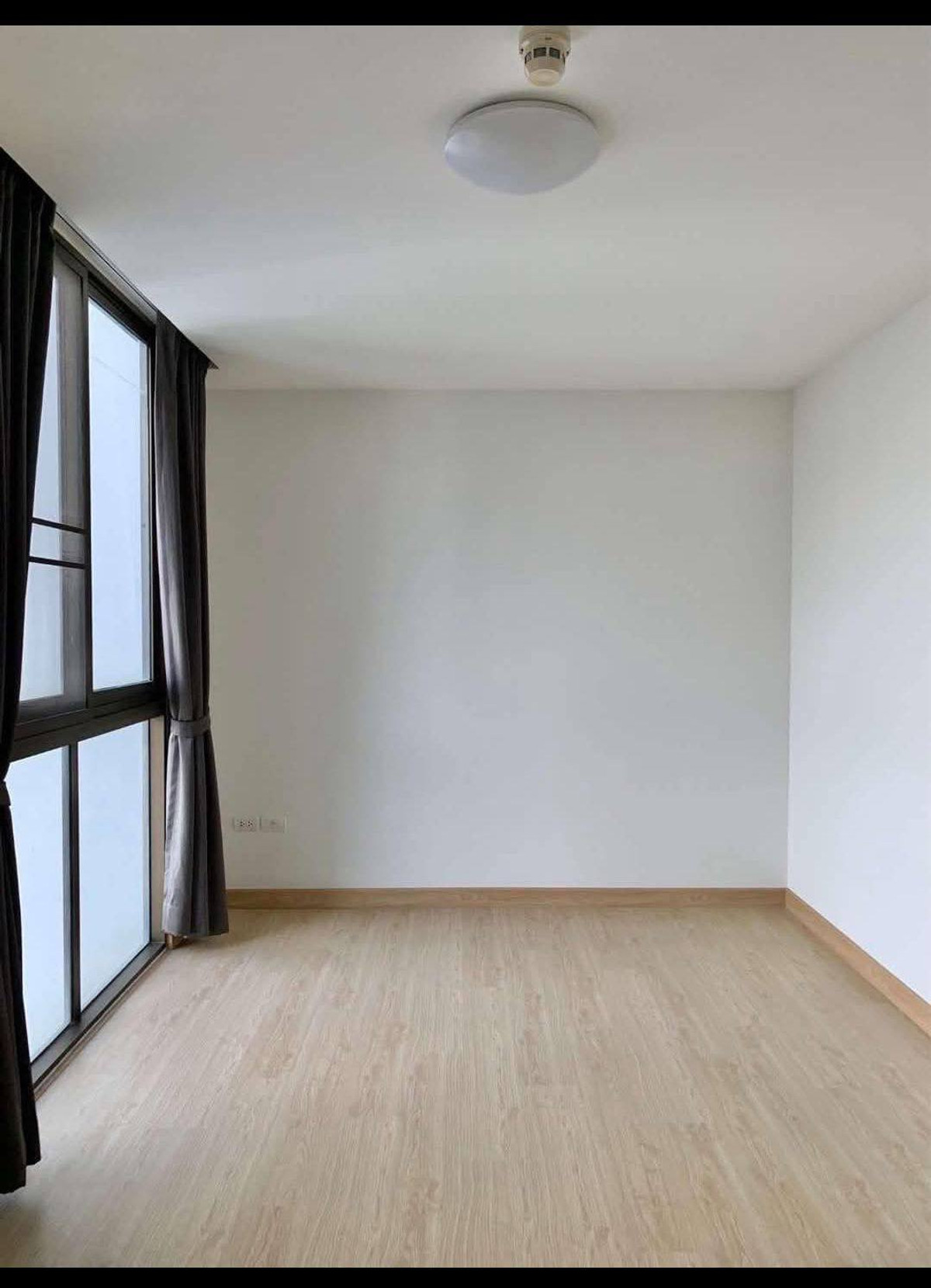(รหัส SM1535) ขายคอนโด Ideo mix sukhumvit 103 ไอดีโอ มิกซ์ สุขุมวิท 103 ใกล้ BTS อุดมสุข Loading...