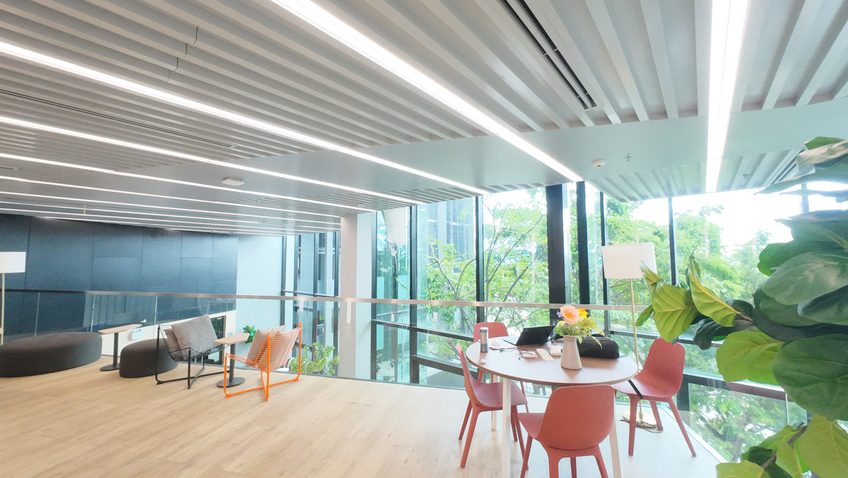 ขายคอนโดบางนา แบริ่ง ลาซาล : คอนโด A space วิวสวย ไม่มีตึกบัง จัดเต็มพร้อมเฟอร์ หิ้วกระเป้าเข้าอยู่ได้เลย มีเพียงห้องเดียว ราคาถูกสุดในโครงการ