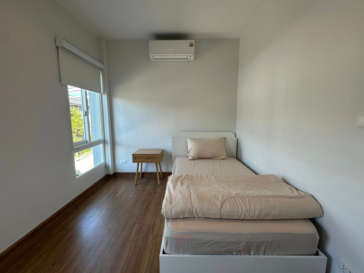 For RentSamut Prakan,Samrong : RH101225 2-story semi-detached house for rent at Grande Pleno Mega Bangna, next to Mega Bangna.