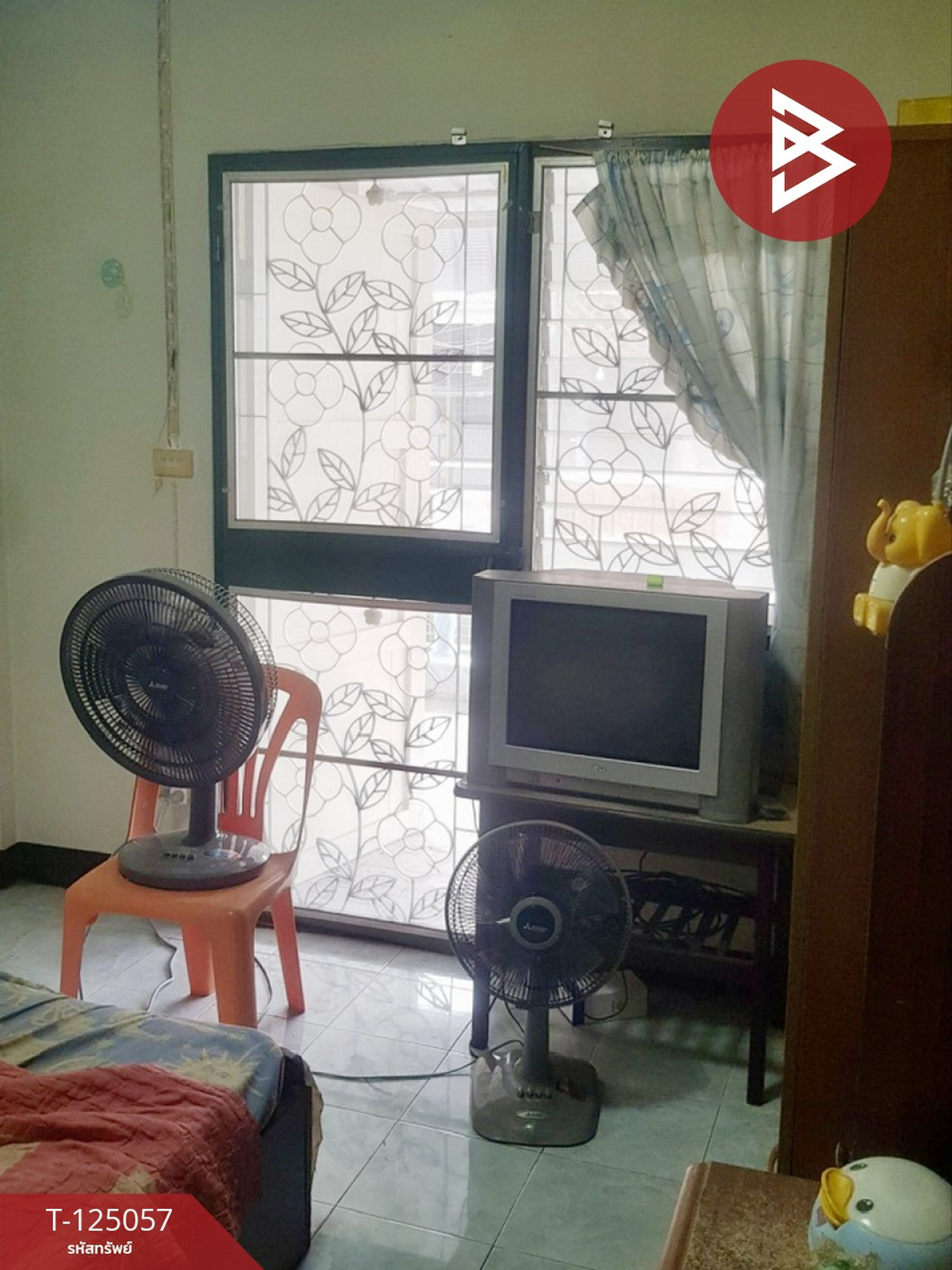 2-story townhouse for sale, Rom Yen Village, area 21 square meters, Sam Phran, Nakhon Pathom Province. Loading...