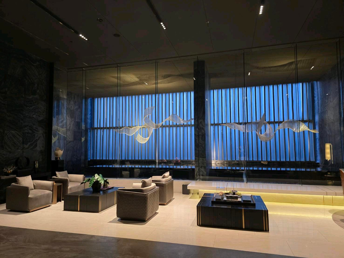 ขายดาวน์คอนโดสุขุมวิท อโศก ทองหล่อ : ขายดาวน์ คอนโด The Room Sukhumvit  38 Luxury 