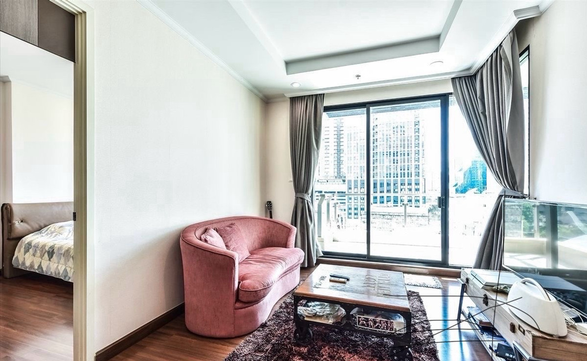 ขายคอนโดสาทร นราธิวาส : Supalai Elite สาทร สวนพลู 2 ห้องนอน 97ตรม ขายเพียง 12.75Mb สนใจติดต่อ 0816878954