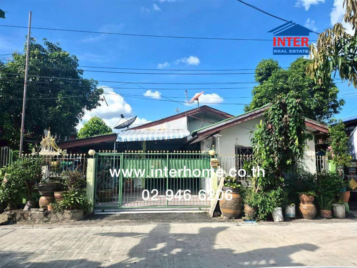 For SaleHouseNawamin, Ramindra : Detached house, 1 floor, 46.6 sq m. Detached house, Soi Ramintra 5, Intersection 64, near Market Place Theprak, Theprak Road, Soi Theprak 49, Bang Khen District, Bangkok.