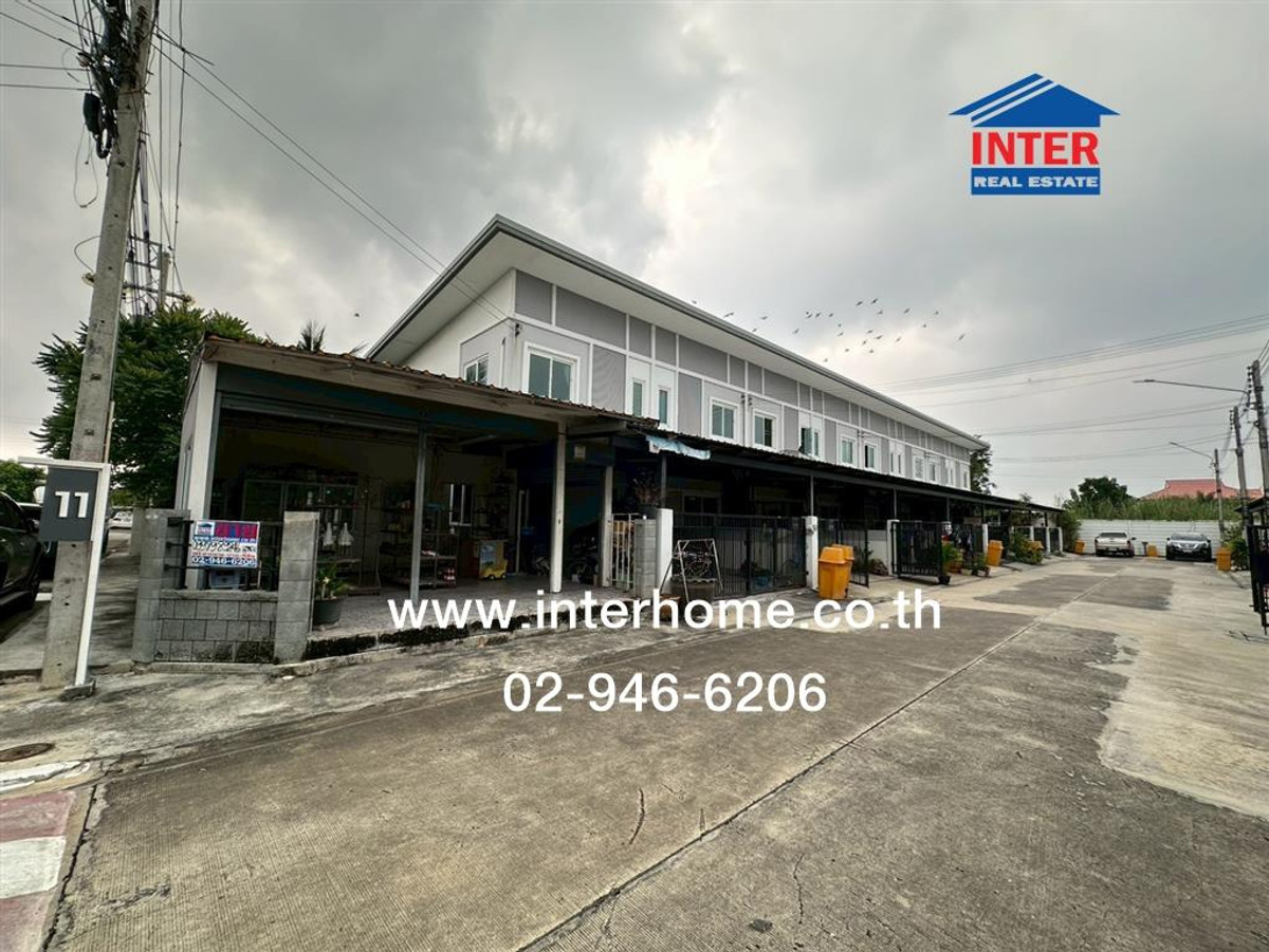 Townhouse, 2 floors, 46.6 sq m, Chat Luang Village 15, Pathum Thani, Soi Wat Bang Toei Nai. Pathum Thani-Sam Khok Road, Sam Khok, Pathum Thani Loading...
